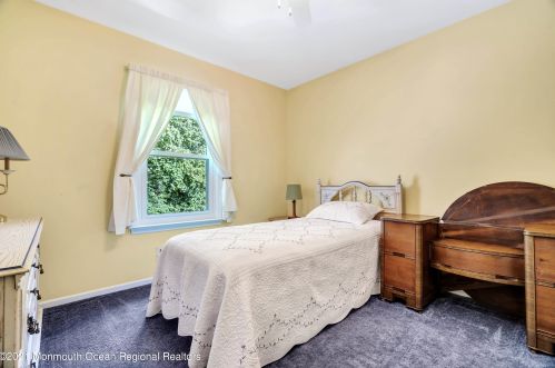 305 Bartley Rd, Jackson Twp NJ  08527-1166 exterior