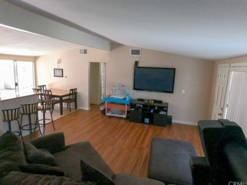 3714 Abbeywood Ave, Whittier, CA 90601-1801