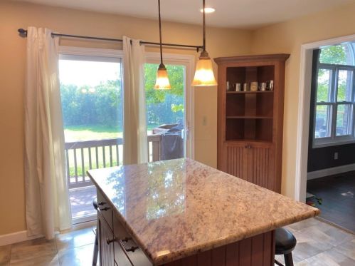 1930 Upper Vly Dr, West Jefferson OH  43162-9542 exterior