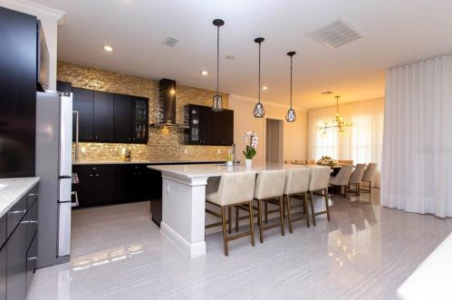 8035 Chilton Dr, Orlando FL 32836 exterior