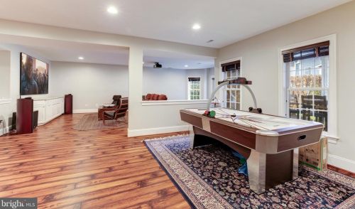 43331 Riverpoint Dr, Leesburg VA 20176-1296 exterior