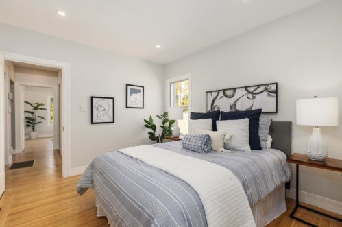 4512 Ellen St, Oakland CA 94601-4729 exterior