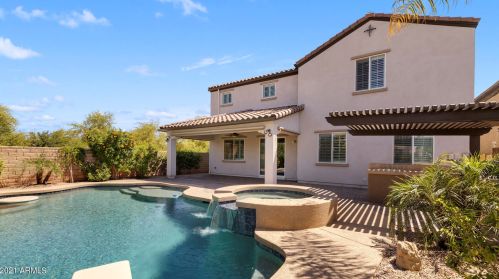 1470 Cullumber St, Gilbert AZ 85234 exterior