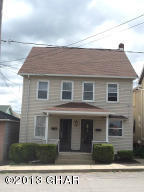 708 Chestnut St, Freeland, PA 18224-1404