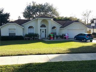 6852 Knightswood Dr, Orlando, FL 32818-8852