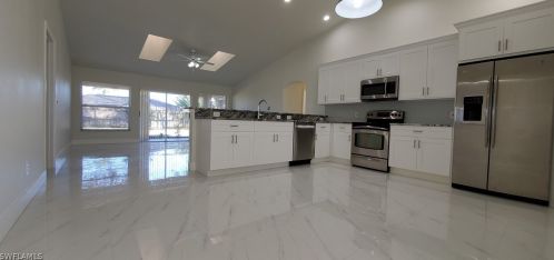 901 30th St, Cape Coral FL  33904-2931 exterior