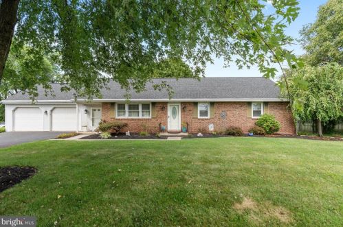 665 Vaughn Rd, Limerick, PA 19468-2652