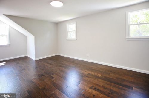 1396 Harris Rd, Dresher PA  19025-1104 exterior