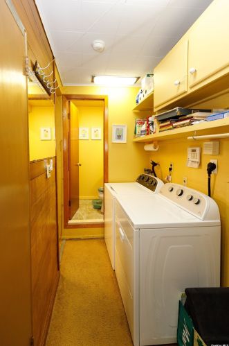 4016 Anne Dr, Seaford NY  11783-1712 exterior