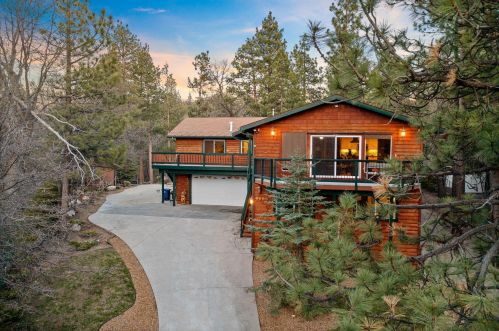1100 Johnny Way, Big Bear City, CA 92314-3601