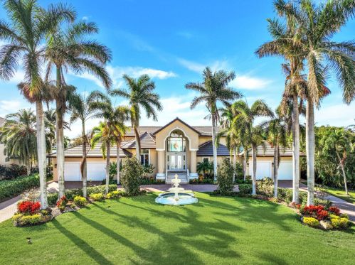 856 Inlet Dr, Marco Island, FL 34145-5960