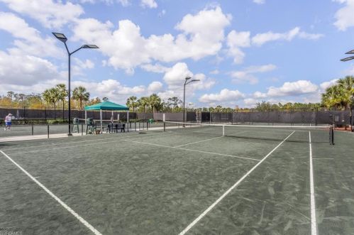 8570 Cedar Hammock Cir, Naples FL  34112-3316 exterior