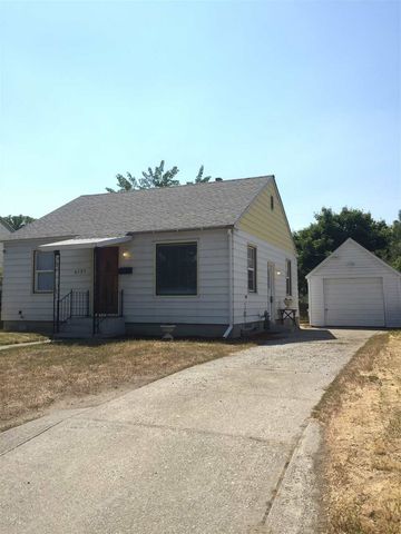 6127 Wall St, Spokane WA  99205-6448 exterior