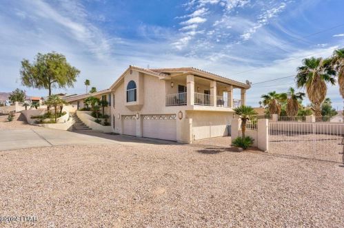 3810 Breakwater Dr, Lake Havasu City, AZ 86406-4357