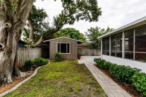 7098 78th St, Pinellas Park FL  33781-3731 exterior