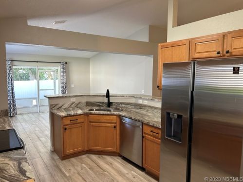 3873 Sunset Cove Dr, Daytona Beach FL  32129-1909 exterior