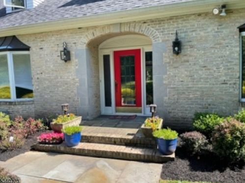 44 Ferguson Rd, Warren NJ  07059-6908 exterior