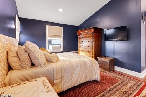 151 Parker Ave, Paterson NJ  07506-1140 exterior