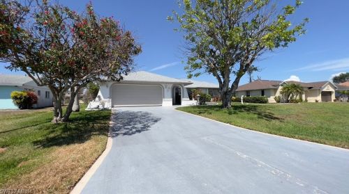 1113 22nd St, Cape Coral, FL 33993-4411