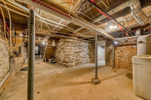 261 Muchado Hl Rd, Alton NH  03809-5137 exterior