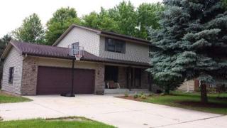 109 Easy St, Saukville, WI 53080-1711