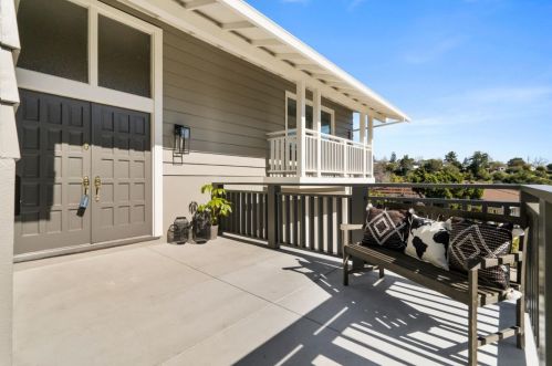 3974 Lonesome Pine Rd, Redwood City, CA 94061-1814