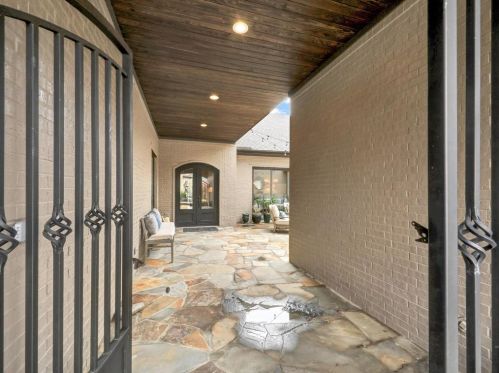3823 Broadmoor Way, Frisco, TX 75033-2851