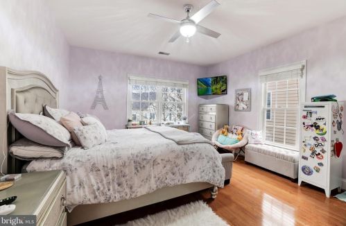 43331 Riverpoint Dr, Leesburg VA 20176-1296 exterior