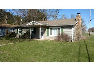 395 Cummings Rd, Vermilion, OH 44089-2213