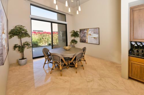 29 Sun Ridge Cir, Rancho Mirage CA  92270-2641 exterior