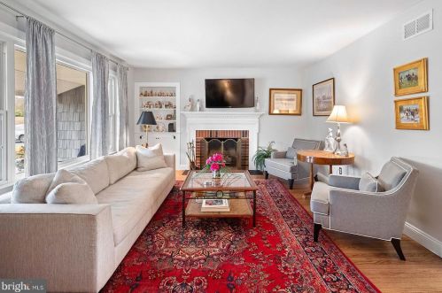 105 Ivy Ln, Glen Mills PA  19342-1319 exterior