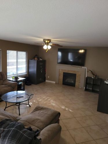 13917 Clydesdale Run Ln, Victorville, CA 92394-7403