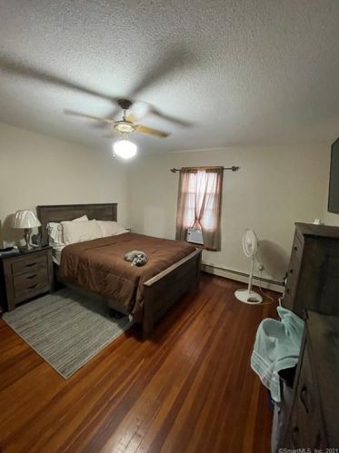 65 Roberts St, New Britain CT  06051-3415 exterior