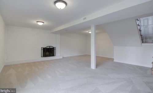 13404 Nickleson Dr, Woodbridge VA  22193-4131 exterior