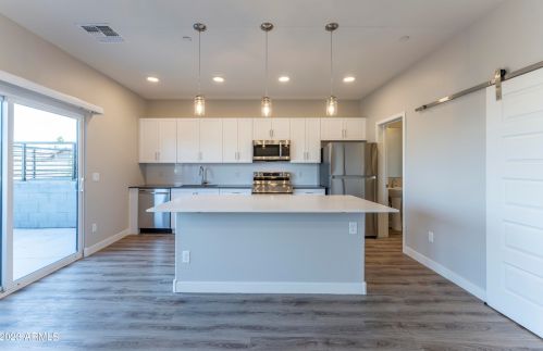 3165 Broadway Rd, Mesa, AZ