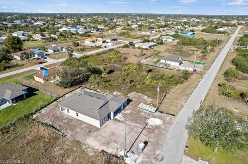 139 Pembroke St, Lehigh Acres FL 33974-0440 exterior