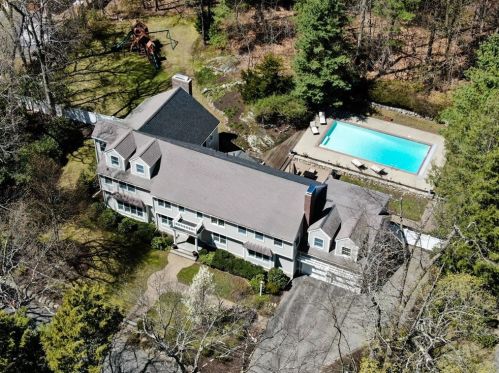 65 Myopia Rd, Winchester, MA 01890-3751