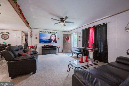 30 Dragon Dr, Bear, DE 19701-2224