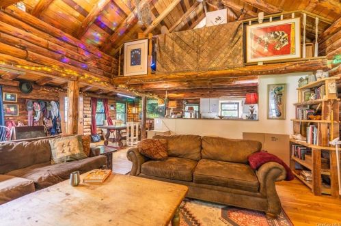 11 Picadilly Ct, Rock Hill NY  12775-6435 exterior