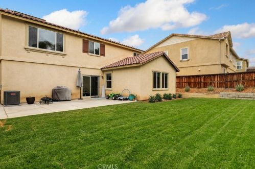 36238 Trail Creek Cir, Wildomar CA  92595-7554 exterior