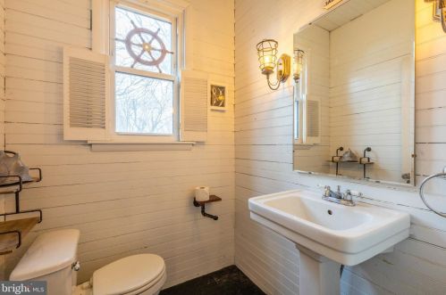 323 Orange St, Lees Cross Roads PA  17257-2007 exterior