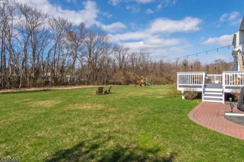 74 Forge Hill Rd, Glen Gardner NJ  08826-3122 exterior