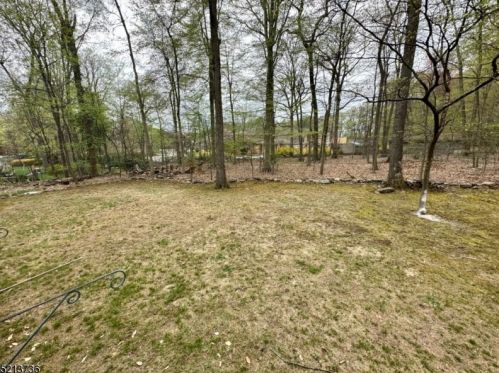 50 Dolly Dr, Parsippany NJ  07054-1714 exterior