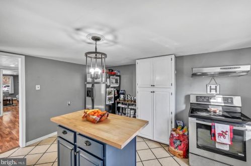 594 Valley Rd, Primrose PA  17901-8852 exterior