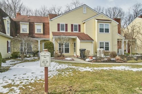 29 Weathervane Way, Warwick, NY 10990-4243