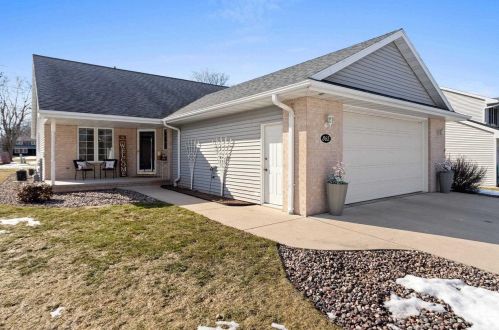 865 Arch St, Green Bay, WI 54313-6811