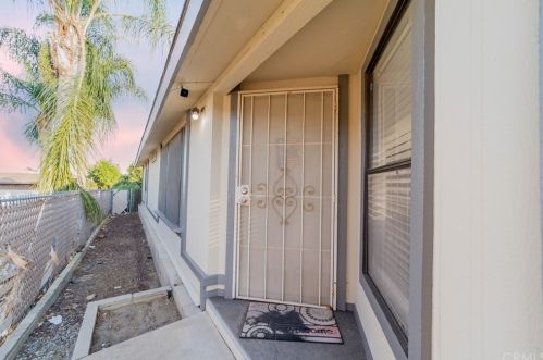 31768 Via Cordova, Lake Elsinore CA  92530-7961 exterior