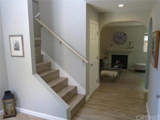 4373 Willow Glen St, Calabasas CA  91302-1977 exterior