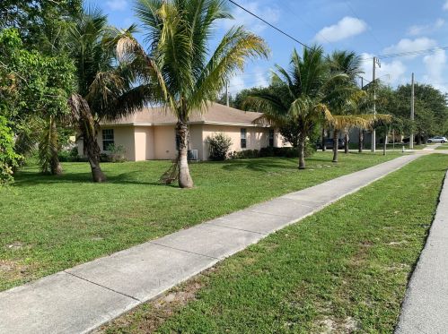 802 3rd St, Delray Beach, FL 33444-4449