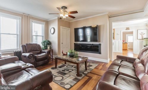 16 Charles St, Palmyra NJ  08065-1813 exterior